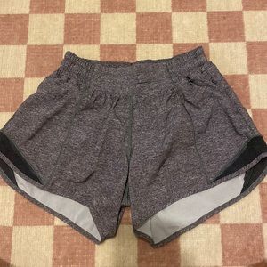 Lululemon bitty hot high rise lined shorts 2.5”